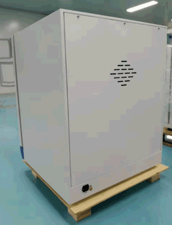 電熱恒溫培養箱